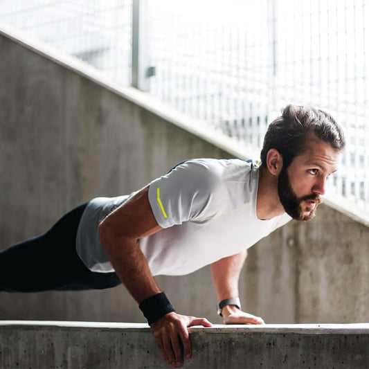 Men's Health 28-Day Belly Fat Burner Workout Planner: Medium to high-intensity compound exercises to help you burn fat and chisel your abs with a workout planner to keep you on track - My Store